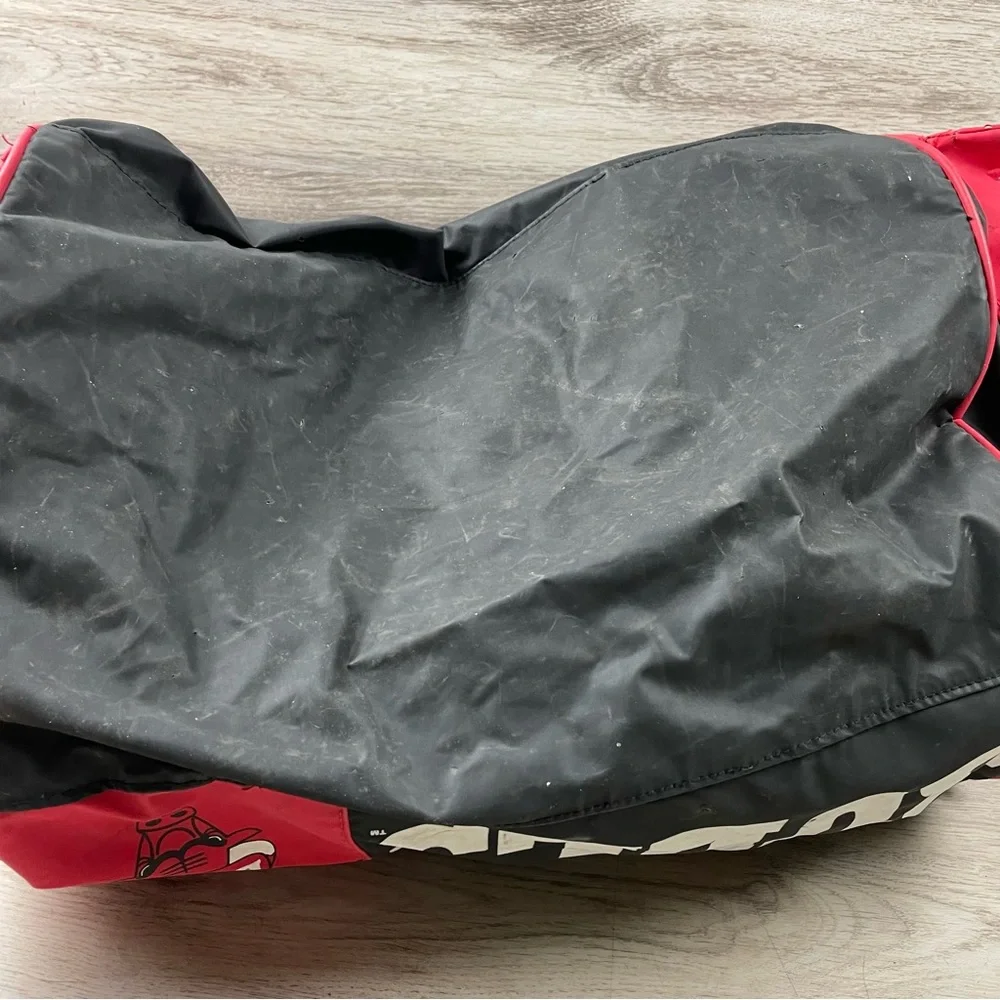 Vintage 90's Chicago Bulls Duffle Bag NBA Red Black 20” x 10”